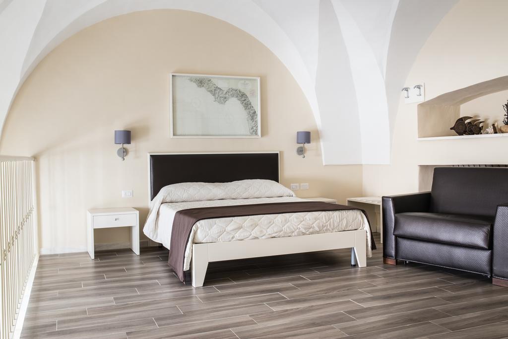 Faro Bianco Gallipoli - Suites & Apartments מראה חיצוני תמונה