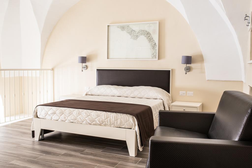 Faro Bianco Gallipoli - Suites & Apartments מראה חיצוני תמונה