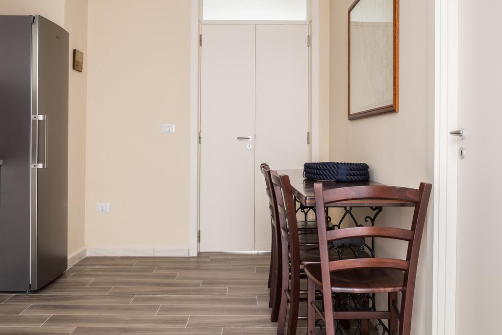 Faro Bianco Gallipoli - Suites & Apartments מראה חיצוני תמונה