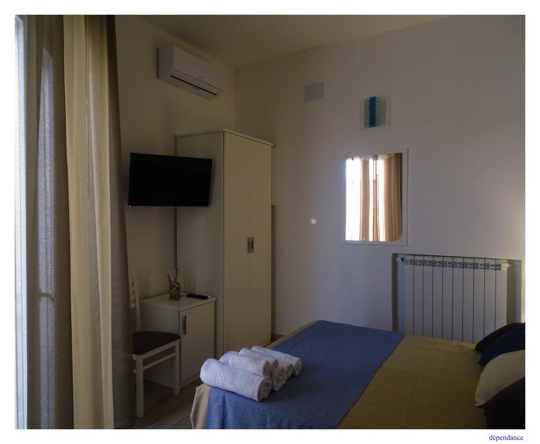 Faro Bianco Gallipoli - Suites & Apartments מראה חיצוני תמונה